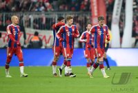 Fussball 1. Bundesliga Saison 14/15: FC Bayern Muenchen - FC Schalke 04