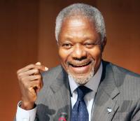 FUSSBALL International UNO-Generalsekretaer Annan besucht FIFA