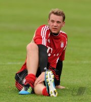 Fussball 1. Bundesliga Saison   2011/2012 :  Torwart Manuel Neuer (FC Bayern Muenchen)