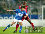 Fussball DFB-Pokal: Bochum - Lautern, Zweikampf