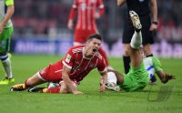 Fussball 1. Bundesliga Saison 17/18: FC Bayern Muenchen - VfL Wolfsburg