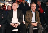 Fussball 1. Bundesliga Saison 18/19: Ehrung Doubelsieger 1969 des FC Bayern Muenchen