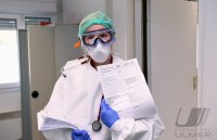 Corona: Container Ambulanz Tuebingen, Covid 19 Versorgung auf dem Tuebinger Festplatz