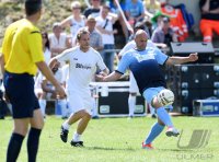Fussball / Benefizspiel Promi - Spiel beim SV Ehestetten - Muenzdorf