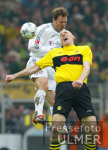 Fussball 1. Bundesliga: Dortmund - Bayern, Zweikampf