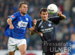 Fussball 1. Bundesliga: Bochum - Schalke, Zweikampf