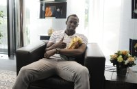 FIFA Praesident Joseph S. Blatter (Schweiz) trifft Usain Bolt (Jamaika)