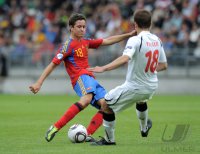 Fussball U21-EURO 2011 Halbfinale:  Ander Herrera (li, Spanien) gegen Denis Polyakov (re, Weissrussland)