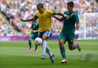 FUSSBALL Olympia 2012 FINALE: Brasilien - Mexiko