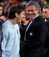 FUSSBALL  International CHL 09/10  Trainer Jose Mario Santos Mourinho (Inter) mit  Lionel Messi