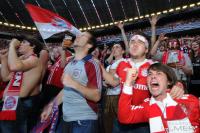 Fussball: Public Viewing in der Allianz Arena in Muenchen