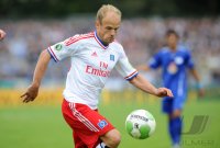 FUSSBALL, DFB Pokal 1. Hauptrunde: Hamburger SV, JAROLIM am Ball