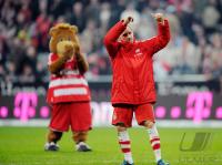 FUSSBALL 1. BUNDESLIGA: Bayern Muenchen - Arminia Bielefeld