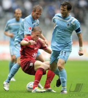2. Fussball Bundesliga:  Stefan Aigner  (li, 1860 Muenchen) gegen Marc Heitmeier (Mitte, FSV Frankfurt) gegen Benjamin Lauth (1860 Muenchen)
