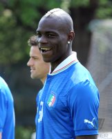 FUSSBALL INTERNATIONAL: Mario Balotelli (Italien)