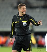 Fussball U21-Europameisterschaft 2011:  Schiri Markus Stroembergsson (SWE)