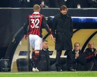 FUSSBALL  International CHL 09/10 : David Beckham  mit Trainer Leonardo (Milan)