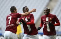 Fussball 2. Bundesliga:  Jubel mit Idir Ouali, Cheikh Gueye, Mickael Pote (v.li., Dynamo Dresden)