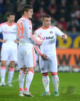 Fussball 1. Bundesliga  Saison 2012/2012:  Toni Kroos mit Xherdan Shaqiri (v. li., FC Bayern Muenchen)
