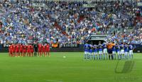 FUSSBALL: LIGA TOTAL CUP 2010 ,Trauerminute fuer die LOVEPARADE Opfer von Duisburg