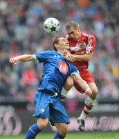 Fussball 1. BL Bayern-Bochum; Zweikampf