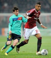 Fussball CHL  Saison 2011/2012:  Lionel Messi (li, Barca) gegen Kevin Prince Boateng (AC Mailand)