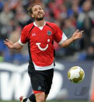 FUSSBALL, 1. BUNDESLIGA, 10. Spieltag: Hannover, BRUGGINK Einzelaktion