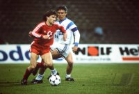 Fussball DFB Pokal, Saison 1988/1989: FC Bayern Muenchen - Karlsruher SC 3:4