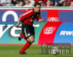 FUSSBALL 1. Bundesliga: Leverkusen, NEUVILLE Einzelaktion