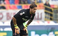 FUSSBALL SERIE A 2015/2016: Torwart Antonio Mirante (FC Bologna)
