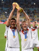 FUSSBALL WM 2014, FINALE: JUBEL Hummels (Deutschland) und Schuerrle (Deutschland)