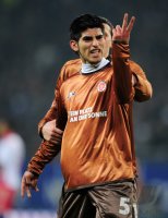 Fussball: 1. Bundesliga Saison 2010/2011: St. Pauli, ZAMBRANO