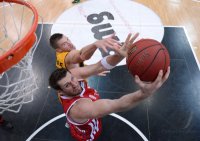 Basketball 1. Bundesliga 2012/2013:  Walter Tigers Tuebingen - FC Bayern Muenchen