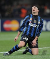 Fussball CHL  Saison 2010/2011:  Esteban Cambiasso (Inter Mailand)