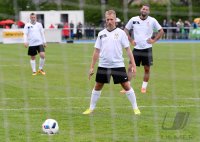 Fussball / Promi-Benefizfu&Atilde;ballspiel in Tuebingen