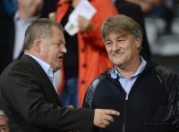 Fussball DFB Pokal 2. Runde 13/14: Praesident  Wahler (VfB Stuttgart) und Finanzvorstand Ruf