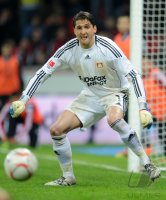 Fussball: 1. Bundesliga Saison 2010/2011: Leverkusen, ADLER