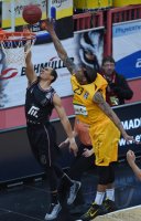 Basketball 1. Bundesliga 14/15 Hauptrunde:  Walter Tigers Tuebingen - Artland Dragons