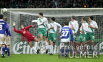 Fussball 1. Bundesliga: Bremen - Rostock, Tor