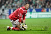 FUSSBALL 1. BUNDESLIGA: Frankfurt, PROELL