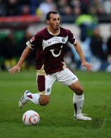 Fussball: 1. Bundesliga Saison 2010/2011, Hannover PINTO am Ball
