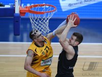 Basketball 1. Bundesliga 16/17 Hauptrunde: Walter Tigers Tuebingen -  Telekom Baskets Bonn