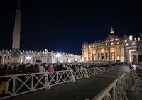 Vatikan / Rom: Trauer nach dem Tod von Papst Franziskus I.