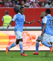 Fussball 2. BUNDESLIGA 14/15: JUBEL Rubin Okotie (1860 Muenchen)