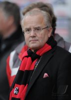 Fussball 1. Bundesliga  Saison 2010/2011: Praesident Fritz Keller (SC Freiburg)