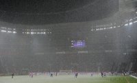 Fussball: Europa League, Saison 2010/2011:  Schneefall  BAYARENA