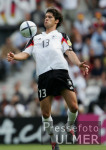 Fussball INTERNATIONAL  EURO 2004  Lettland - Deutschland im Stadion do Bassa in Porto