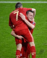 FUSSBALL INTERNATIONAL  CHL Viertelfinale 11/12: JUBEL FC Bayern Muenchen