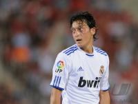 FUSSBALL International Primera Division 10/11:  OEZIL (Real Madrid)