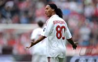 Fussball International: Ronaldinho  (Milan)